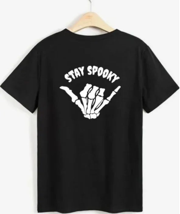 Футболка с надписью Stay spooky и изображением костей XL Черный (1562чXL)
