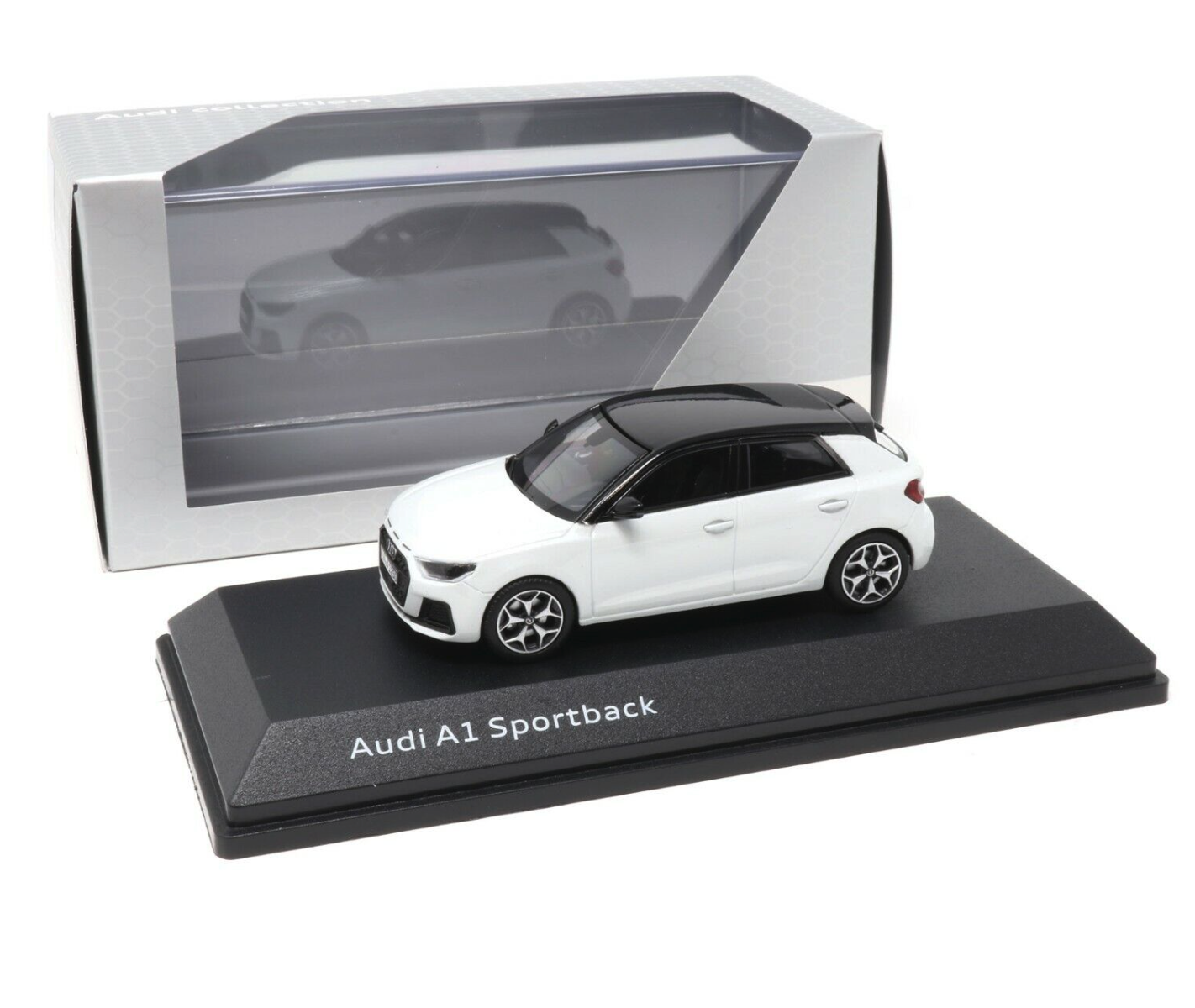 Модель автомобиля 1:43 Audi A1 Sportback Glacier White (5011801031)