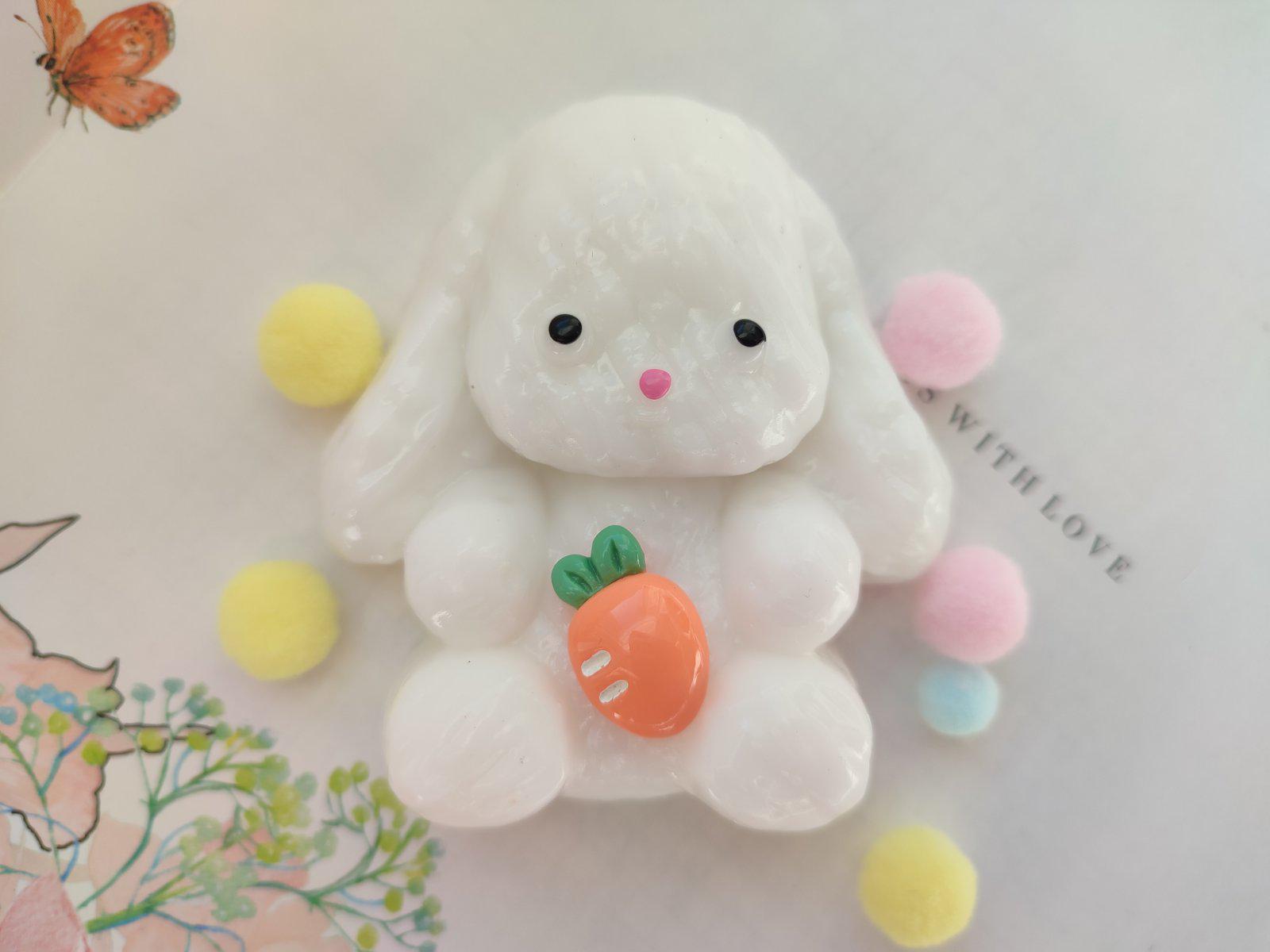 Игрушка-антистресс Таба Сквиш Зайчик с морковкой желейная (22845) Игрушка-антистресс Таба Сквиш Зайчик с морковкой желейная (22845)