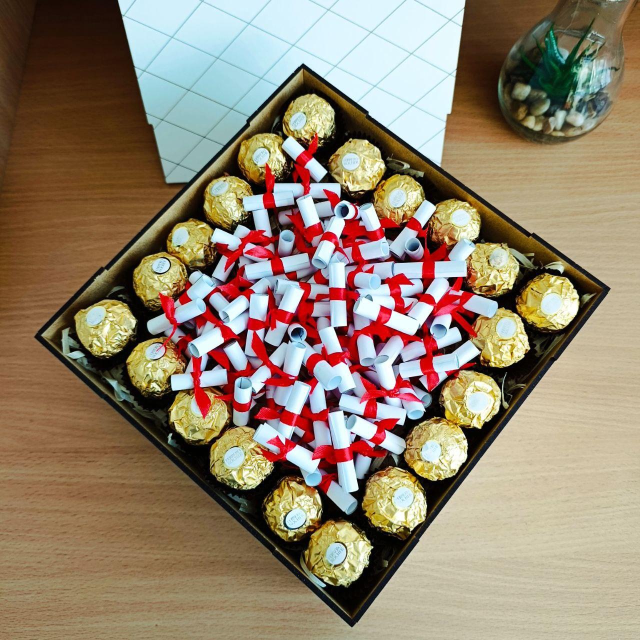 Подарочный бокс для девушки/парня на праздник с конфетами Ferrero и 101 причиной почему я тебя люблю (ar427)