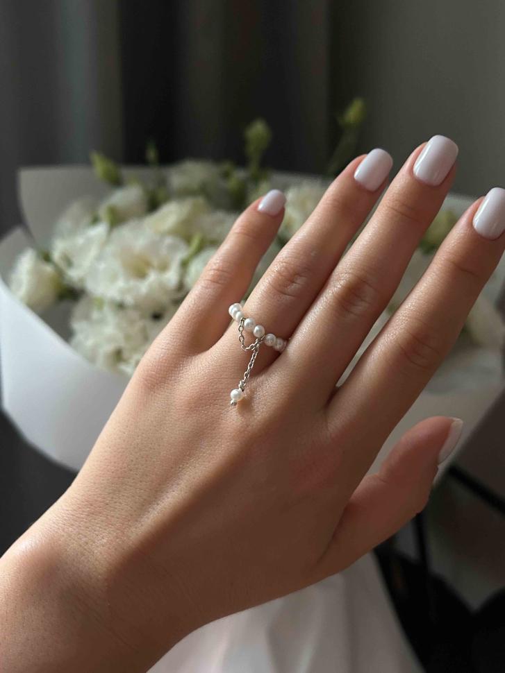 Каблучка з перлин з ланцюжком (5511) Каблучка з перлин з ланцюжком (5511)