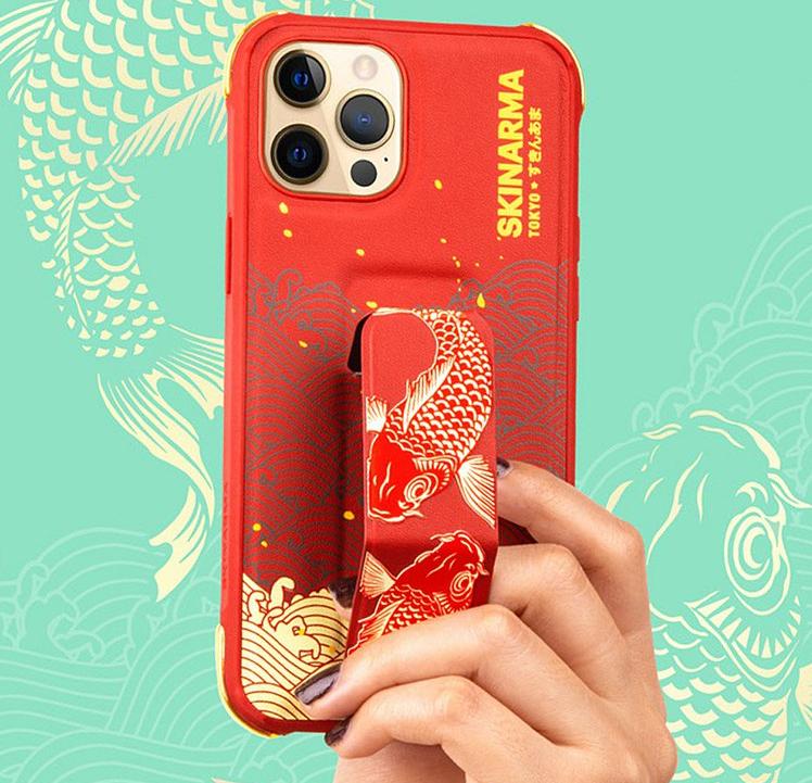 Чехол для iPhone 12 Pro Max Skinarma Nami Красный