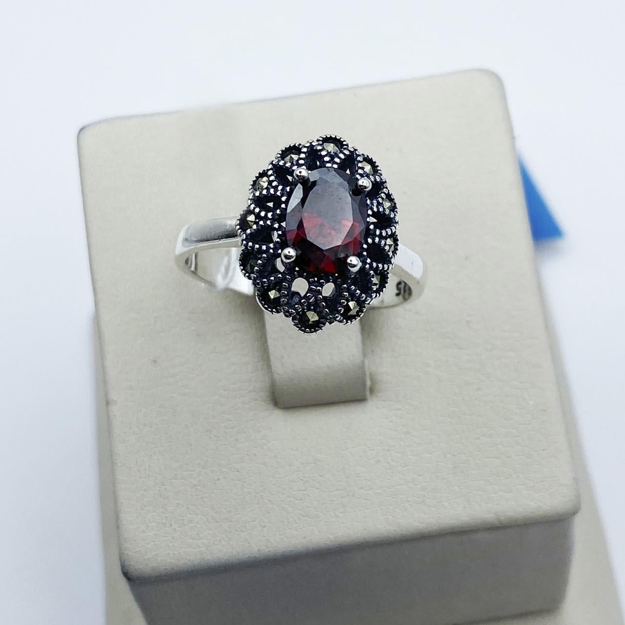 Кільце срібне з гранатом і марказитом р. 18,5 4,17 г (2042520596)