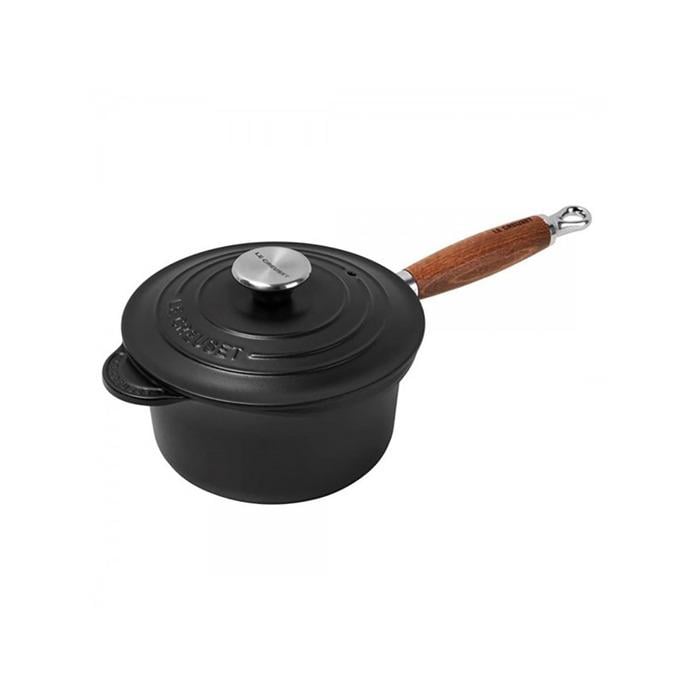 Ковш с деревянной ручкой и крышкой Le Creuset 18 см Black