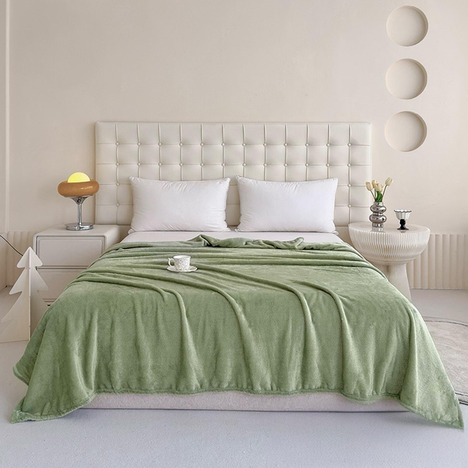 Плед-покривало з мікрофібри Malloory Home 180x200 см Зелений (1841-8) - фото 1