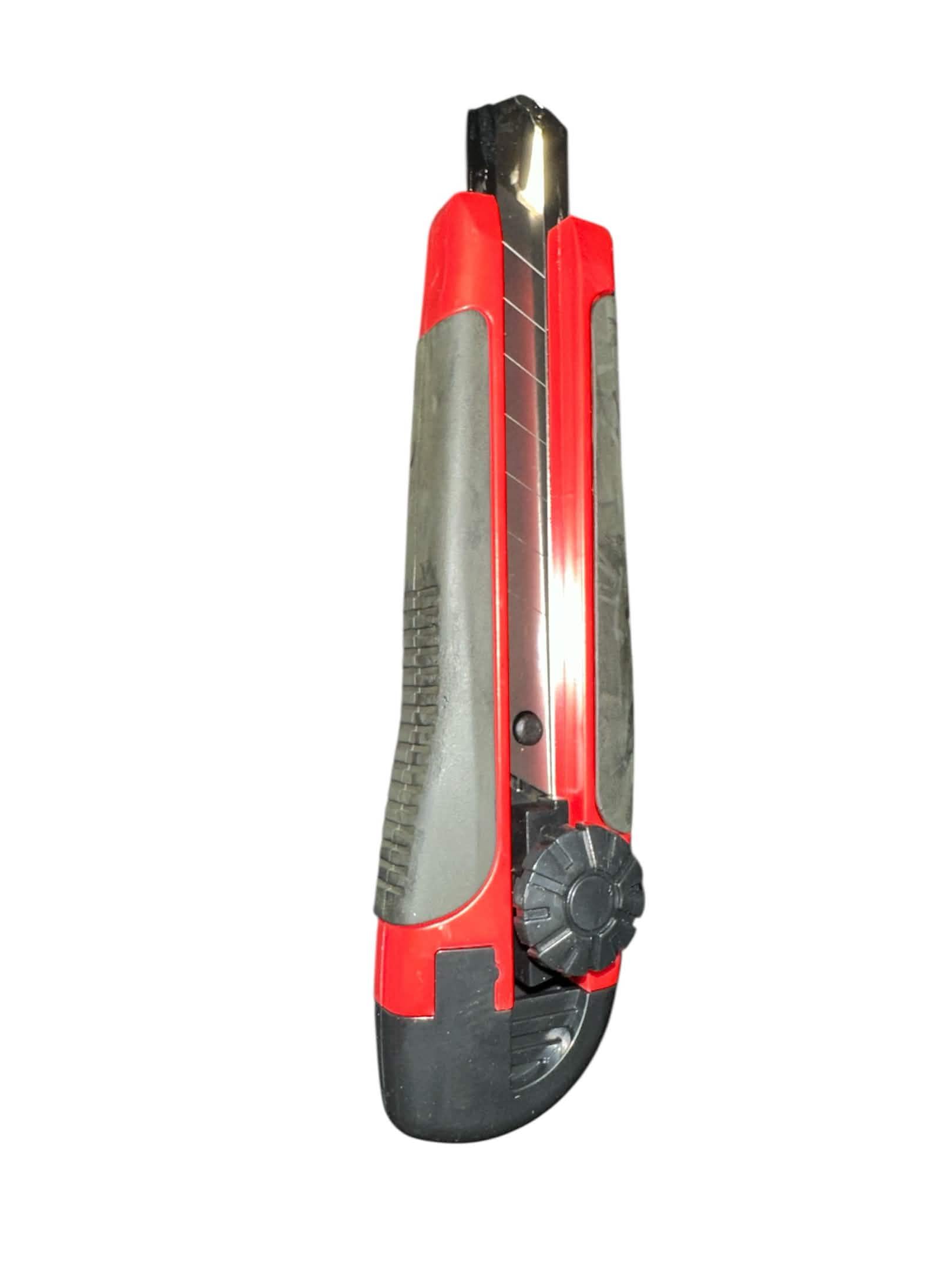 Нож канцелярский Intertool HT-0503 18 мм (33452088)
