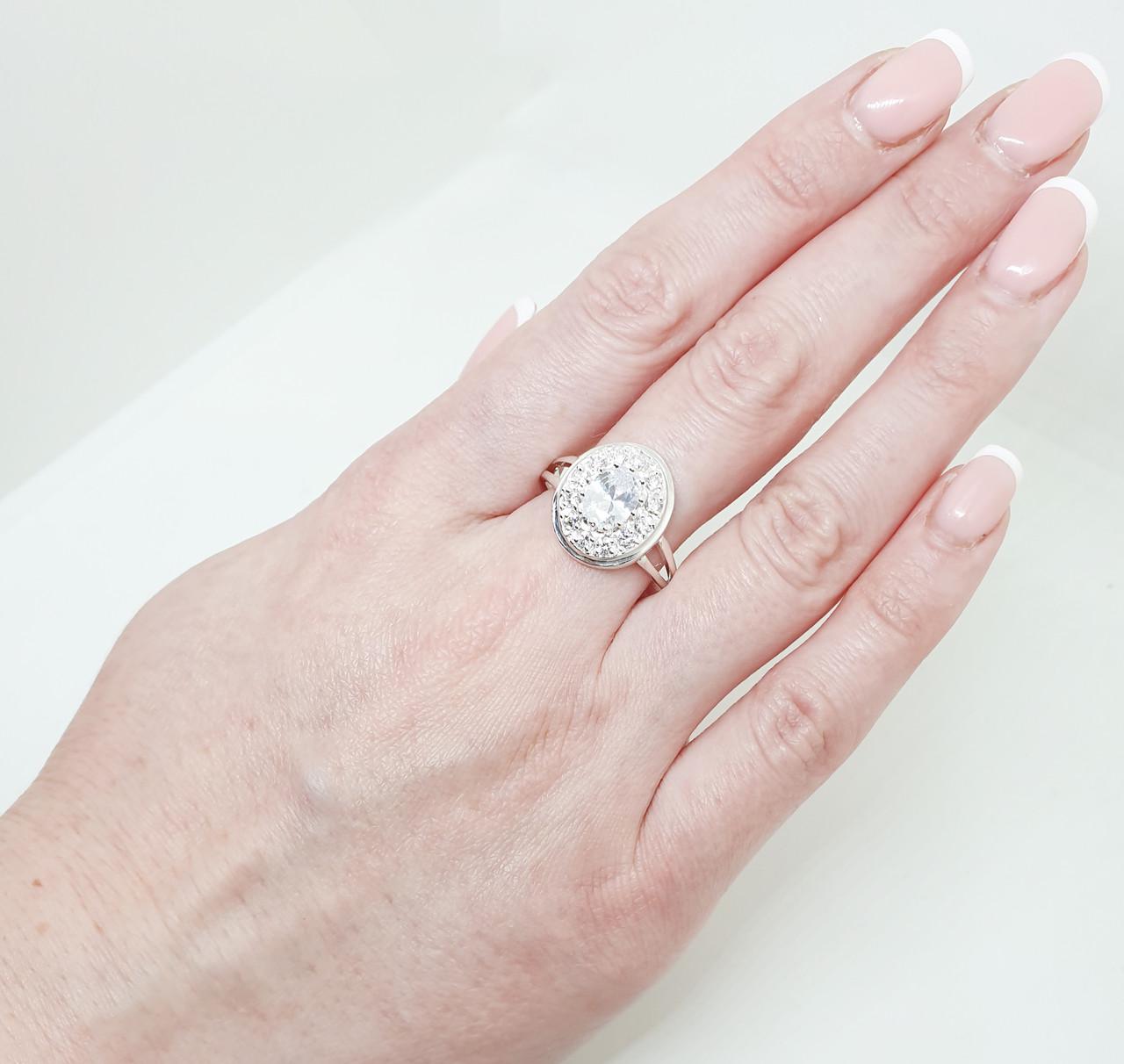 Кольцо серебряное с кубическим цирконием р. 18 3,14 г (1504200944)