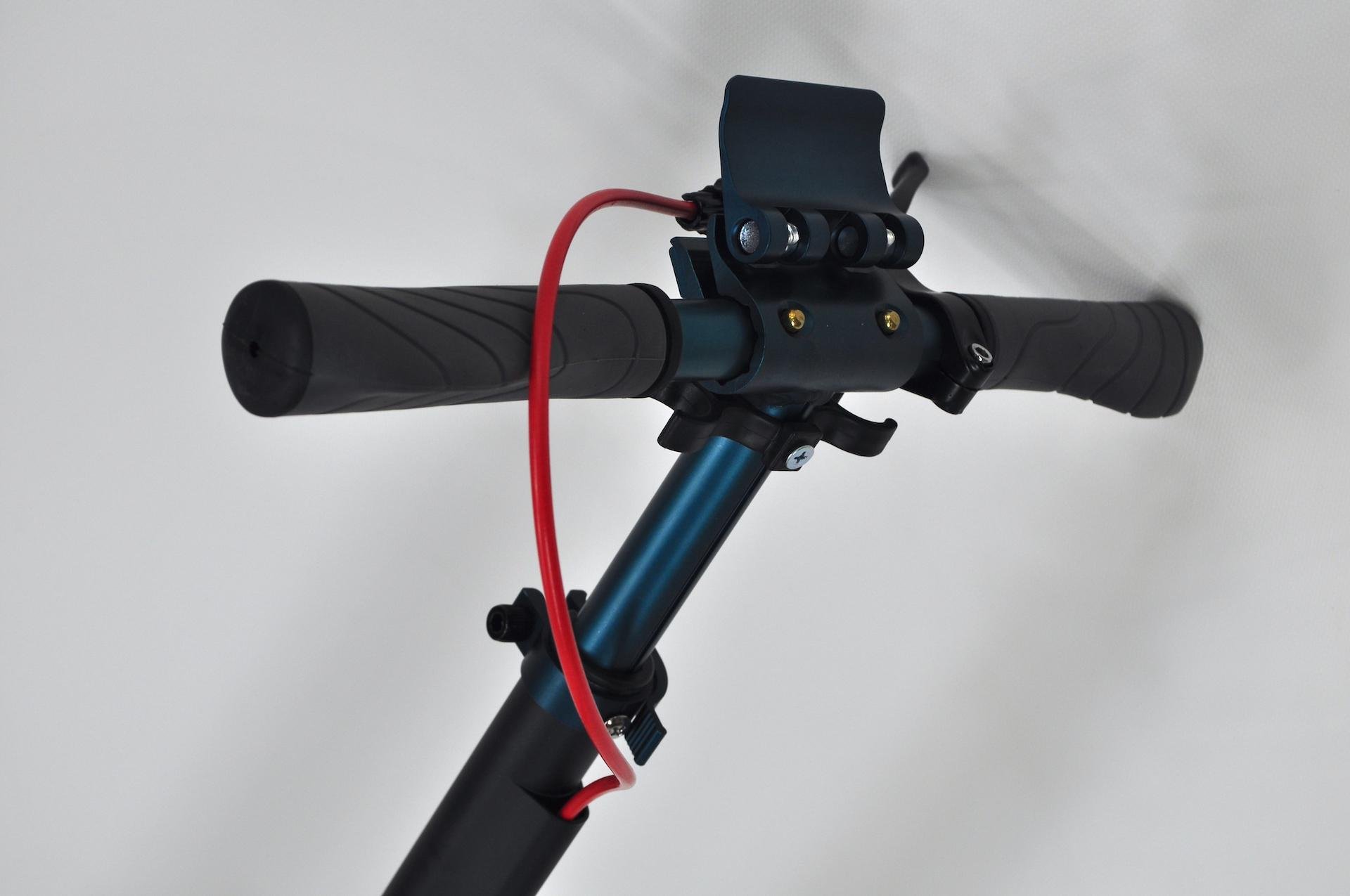 Самокат Maraton GMC з дисковим гальмом та амортизаторами/ремінь Зелений - фото 13