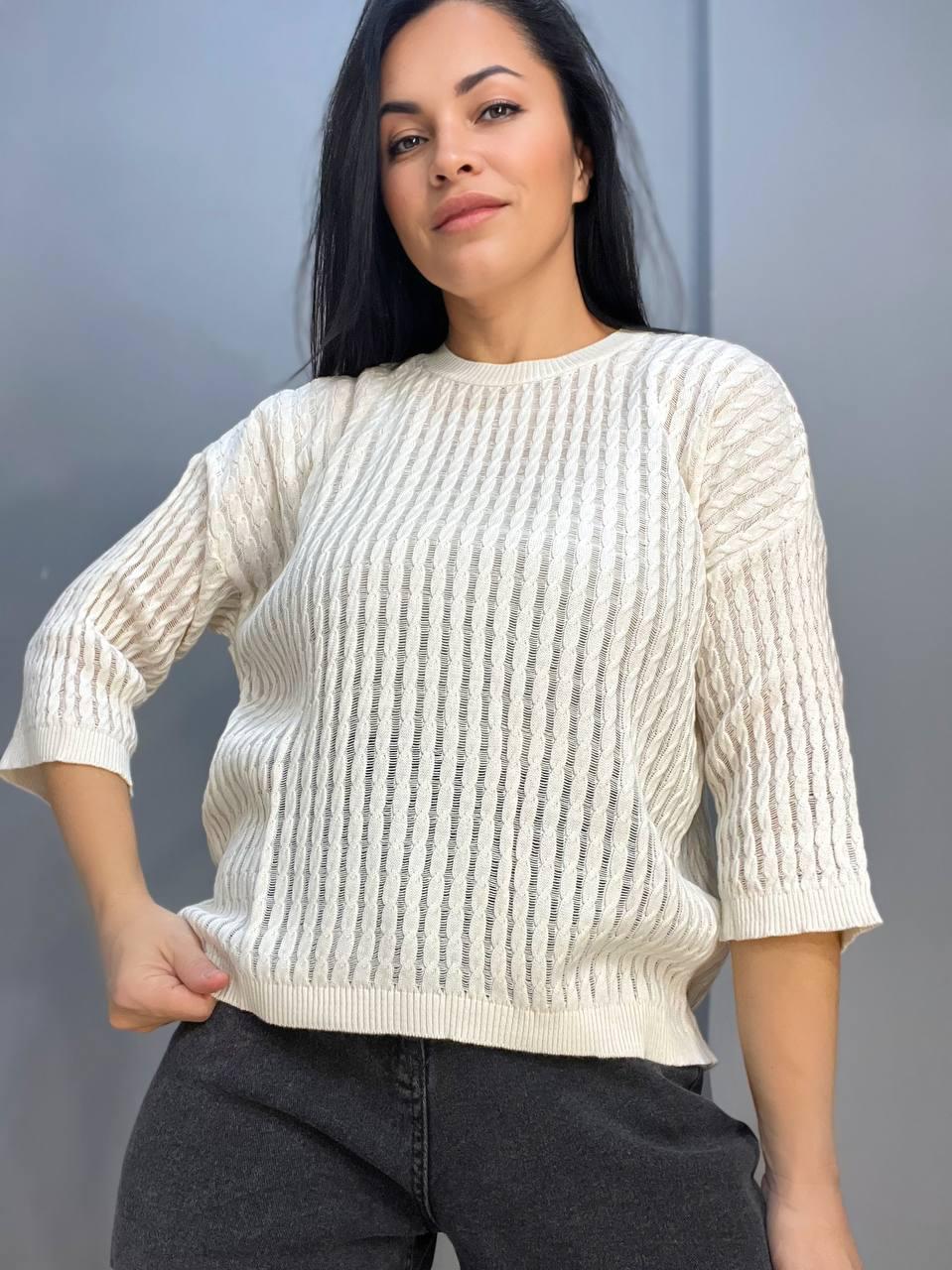 Джемпер женский KARON 10646 полупрозрачный реглан ажурная вязка косичка короткий рукав OS Молочный (1248) - фото 7