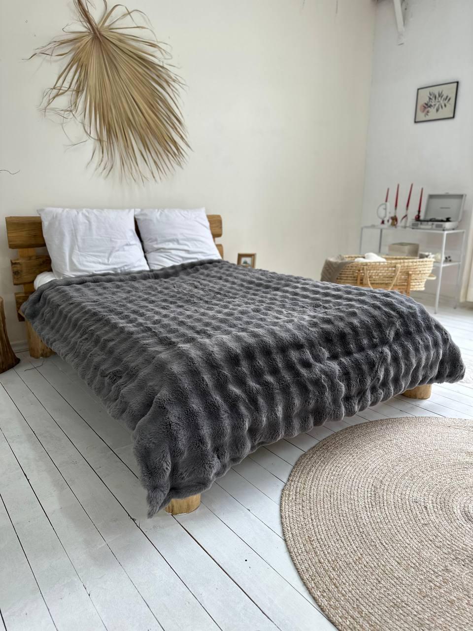 Плед Люкс Кролик 220х240 см Темно-серый (15777-3) Плед Люкс Кролик 220х240 см Темно-серый (15777-3)