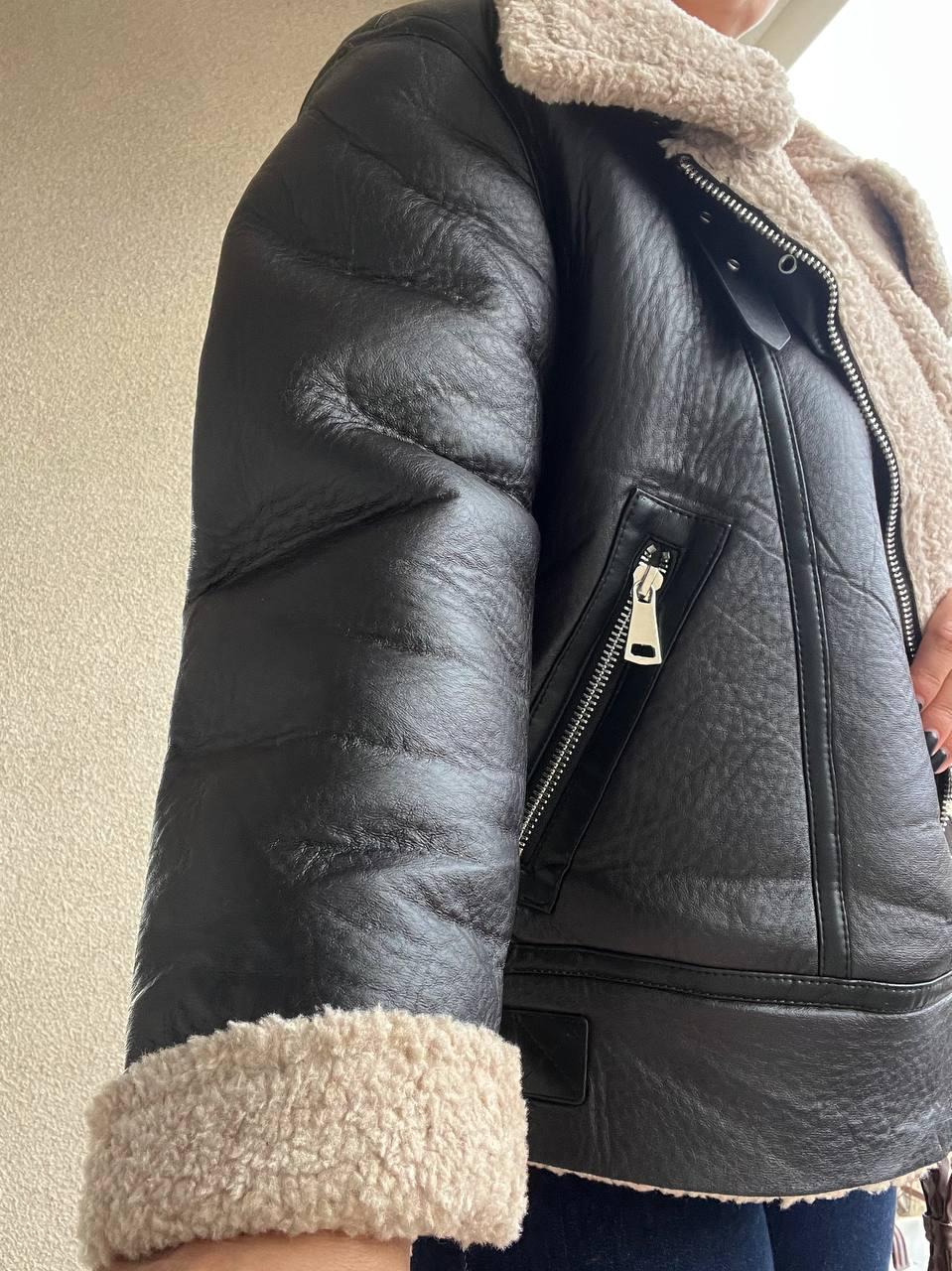 Дубленка женская Aftf Basic 243 средней длины из экокожи на молнии с мехом S Черный (3293) - фото 10 Дубленка женская Aftf Basic 243 средней длины из экокожи на молнии с мехом S Черный (3293) - фото 10