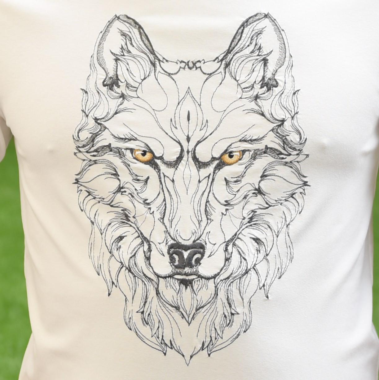 Футболка з вишивкою BATIAR Вовк M Молочний - фото 3 Футболка з вишивкою BATIAR Вовк M Молочний - фото 3