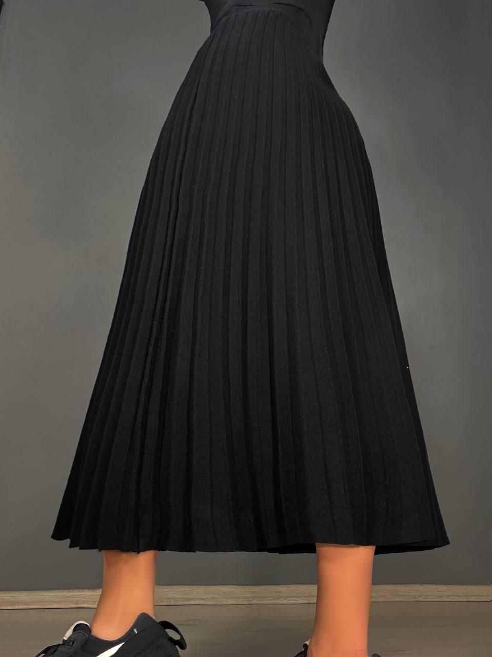 Юбка женская Accorddream 62313 вязаная плиссе миди на резинке OS Черный (5345) - фото 4