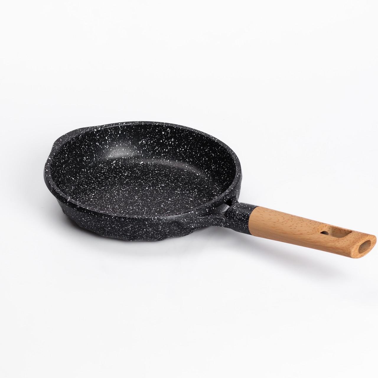 Сковорода алюмінієва мармурова MGC з антипригарним покриттям з товстим дном 1 л Ø 20 см Чорний - фото 4