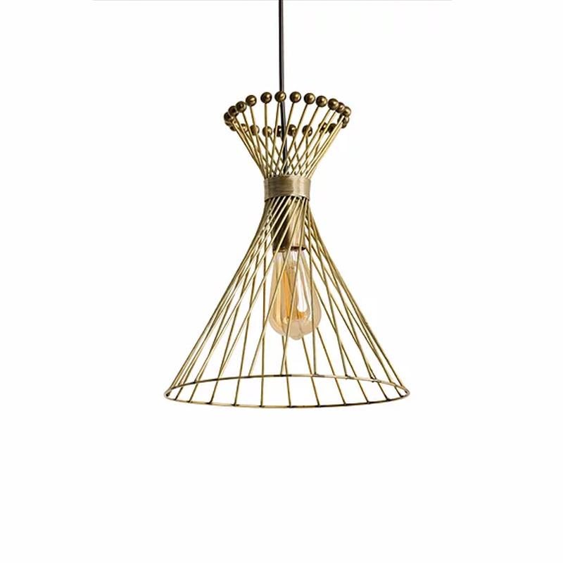 Люстра подвесная лофт Atmolight Siena P290 AnticGoldL 1592 на одну лампу Золото