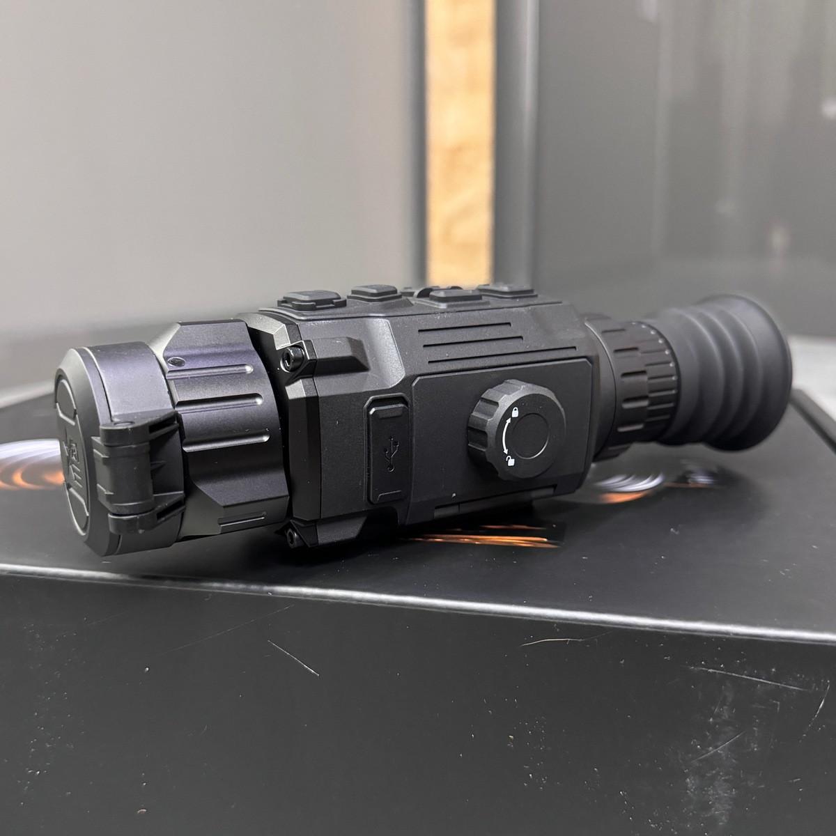 Приціл тепловізійний AGM Rattler V2 19-256 з планкою кріплення 950 м 19 мм Wi-Fi (99-00018565) - фото 7 Приціл тепловізійний AGM Rattler V2 19-256 з планкою кріплення 950 м 19 мм Wi-Fi (99-00018565) - фото 7