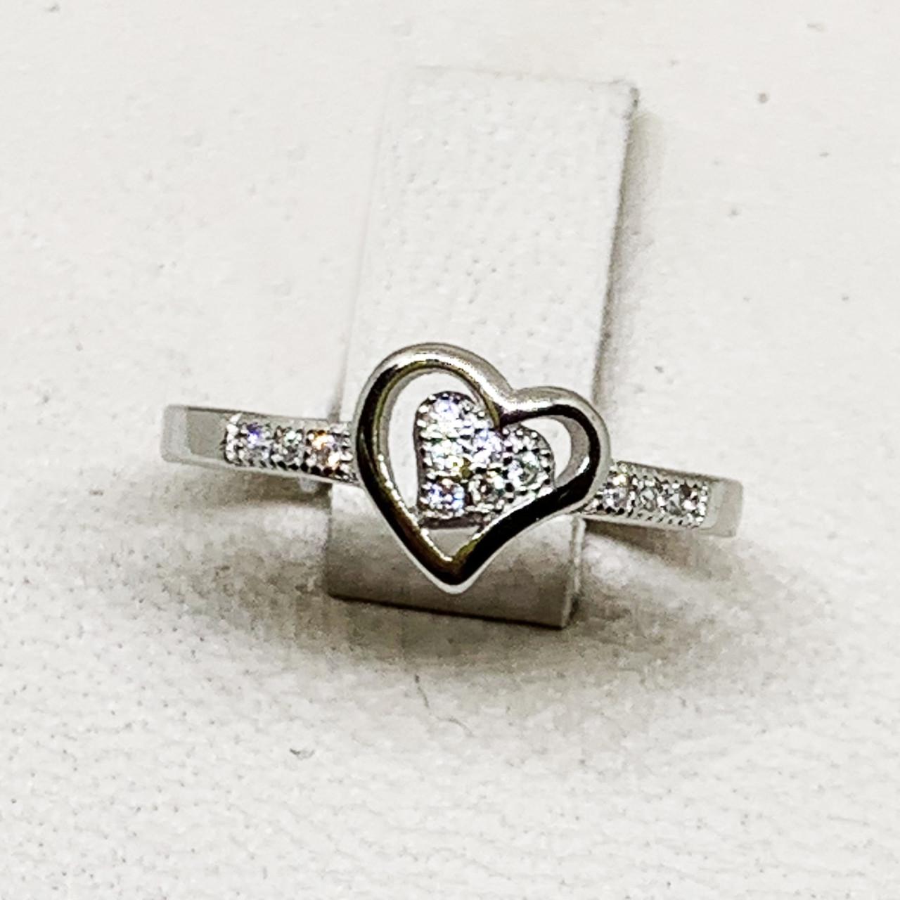 Кольцо серебряное Сердце с кубическим цирконием р. 15,5 1,35 г (1719322464)