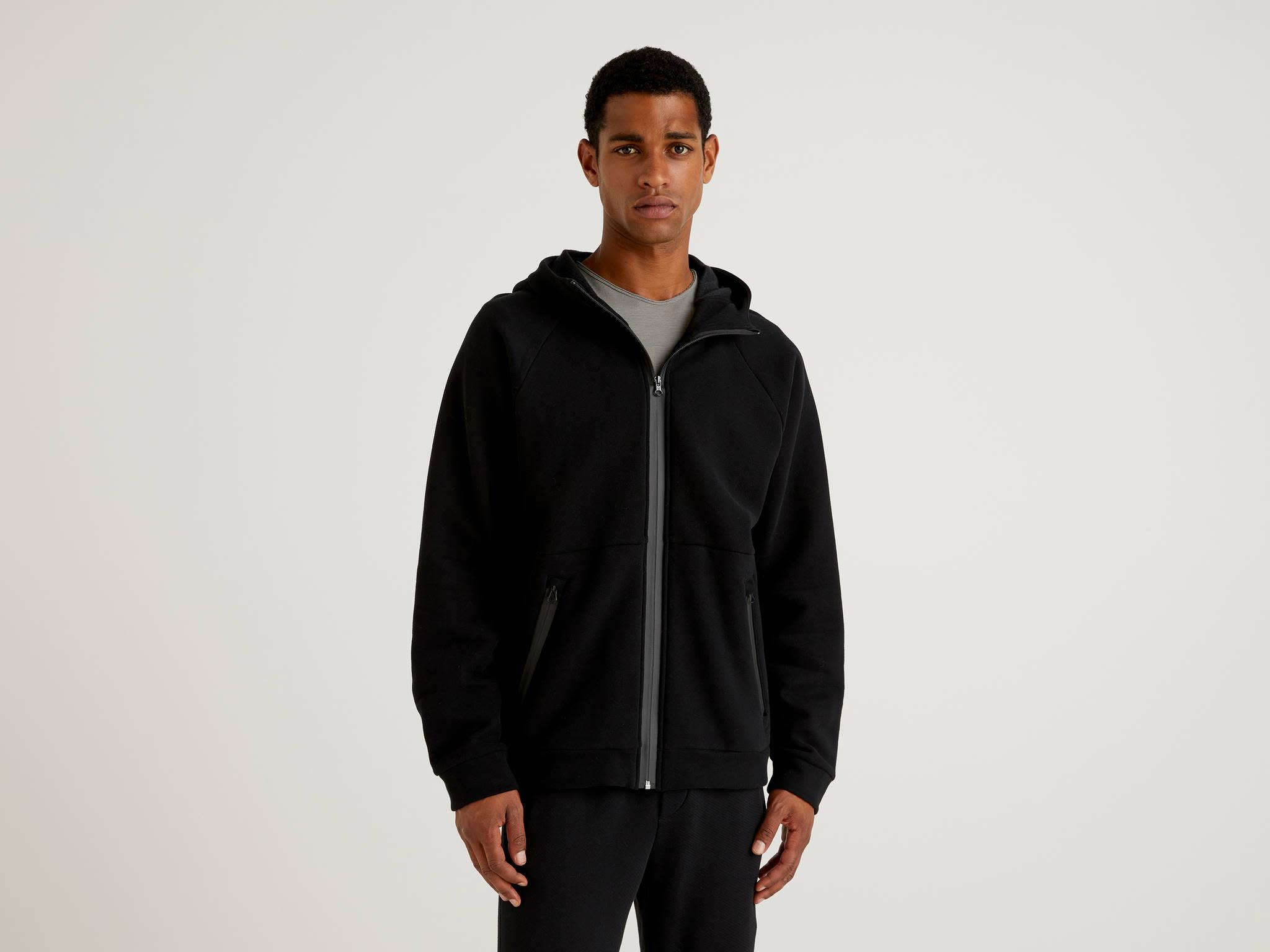 Свитшот мужской Benetton 3eb5u5003 L Черный Свитшот мужской Benetton 3eb5u5003 L Черный