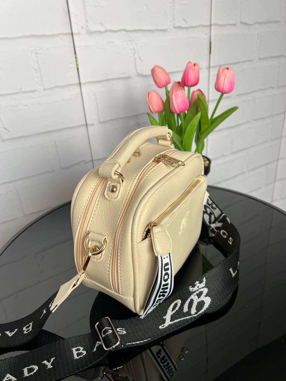 Сумка маленькая женская через плечо кросс боди на широком ремне экокожа Бежевый - фото 5 Сумка маленькая женская через плечо кросс боди на широком ремне экокожа Бежевый - фото 5