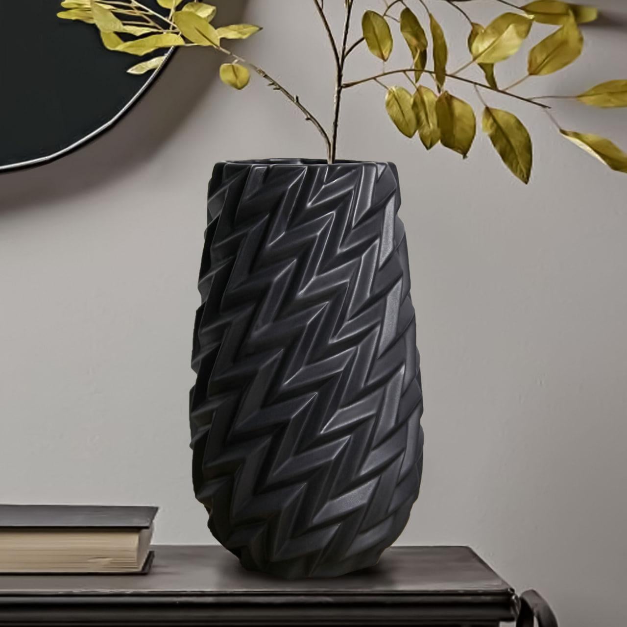 Ваза керамічна настільна Rezon Origami 35 см Чорний (2687618031)