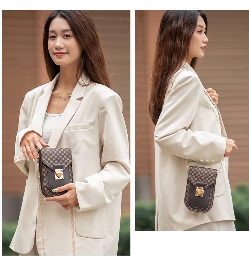 Сумка жіноча для телефону Світло-коричневий - фото 4