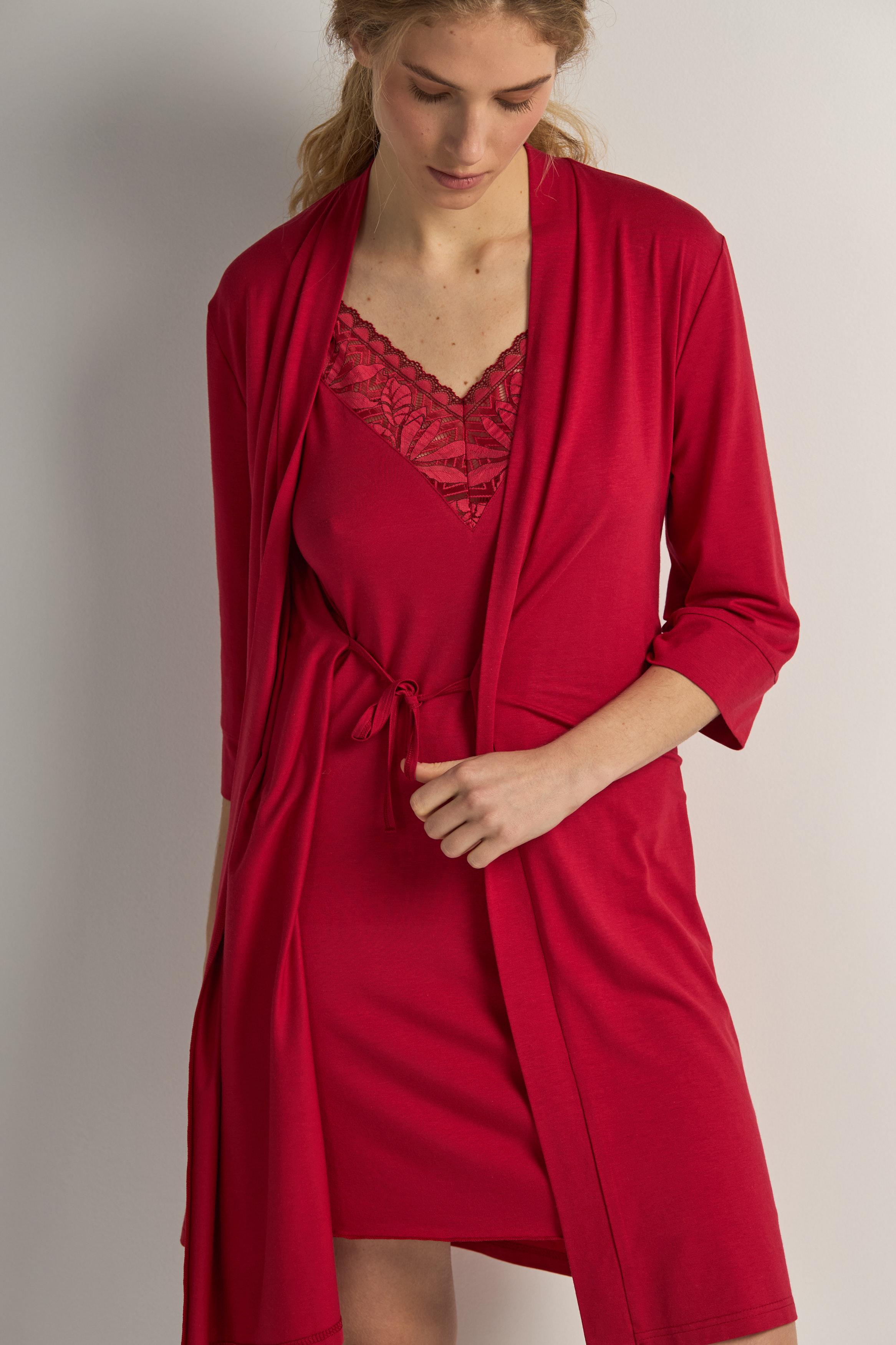 Халат женский Ellen Margaret lgm 200/41/02 S Красный