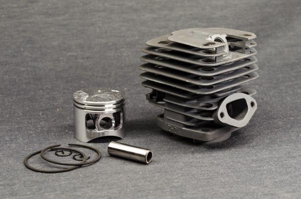 Циліндро-поршнева група для бензопил серії 4500-5200 Чорний (1323)