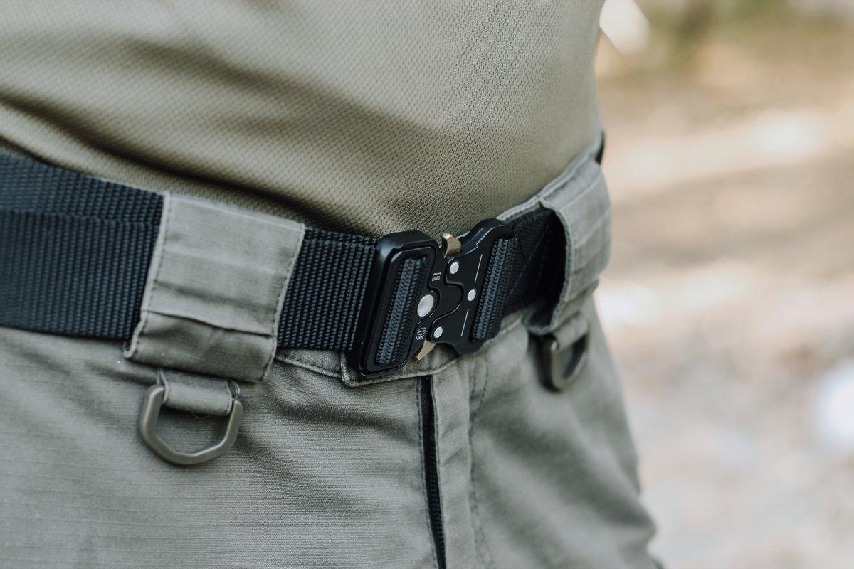 Комплект ремень/наколенники/налокотники/вечная спичка/перчатки L Черный - фото 4 Комплект ремень/наколенники/налокотники/вечная спичка/перчатки L Черный - фото 4