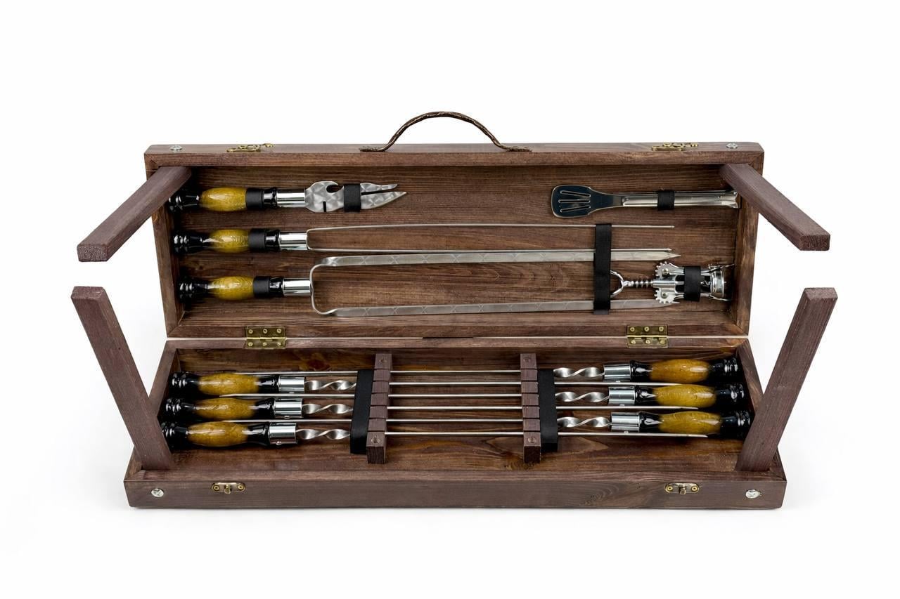 Набор для пикника GrillMaster Пантера Люкс кейс-стол-трансформер с двойным/овощным шампурами 11 пр. Коричневый (10-164-KS-7623)