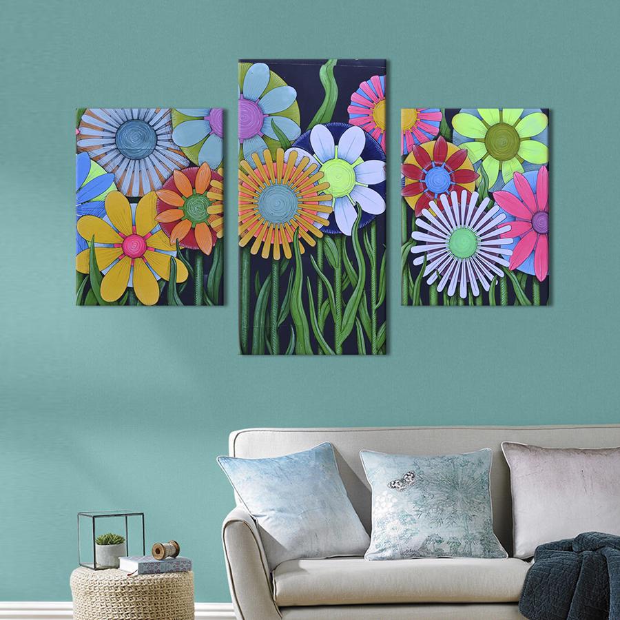 Картина на холсте триптих Красивые цветы из бумаги 141x90 см (774-32)