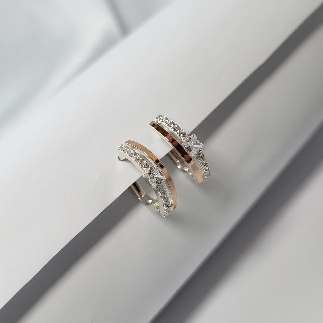 Серьги с золотой пластиной белый камень серебро 925 пробы золото 375 3,34 г (519) Серьги с золотой пластиной белый камень серебро 925 пробы золото 375 3,34 г (519)