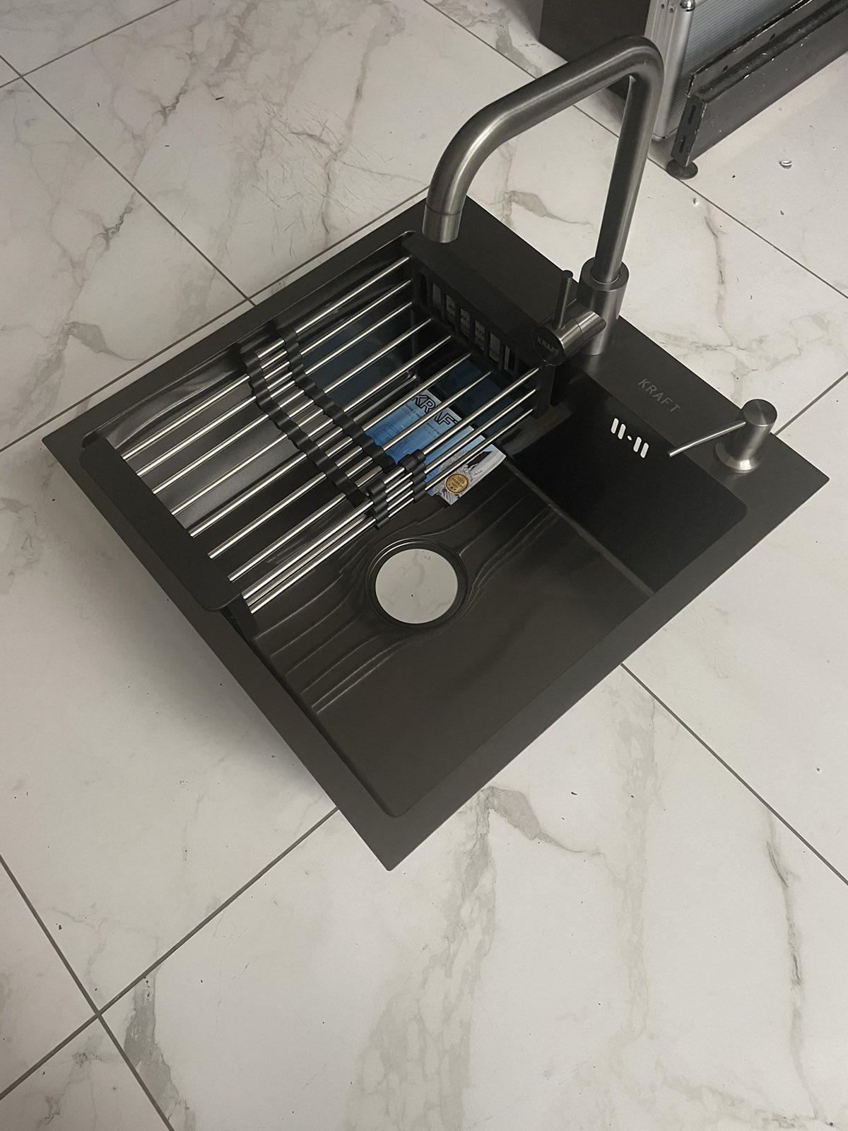 Мойка кухонная Kraft 5050 PVD Черный/смеситель для кухни Kraft из нержавеющей стали Черный - фото 5 Мойка кухонная Kraft 5050 PVD Черный/смеситель для кухни Kraft из нержавеющей стали Черный - фото 5