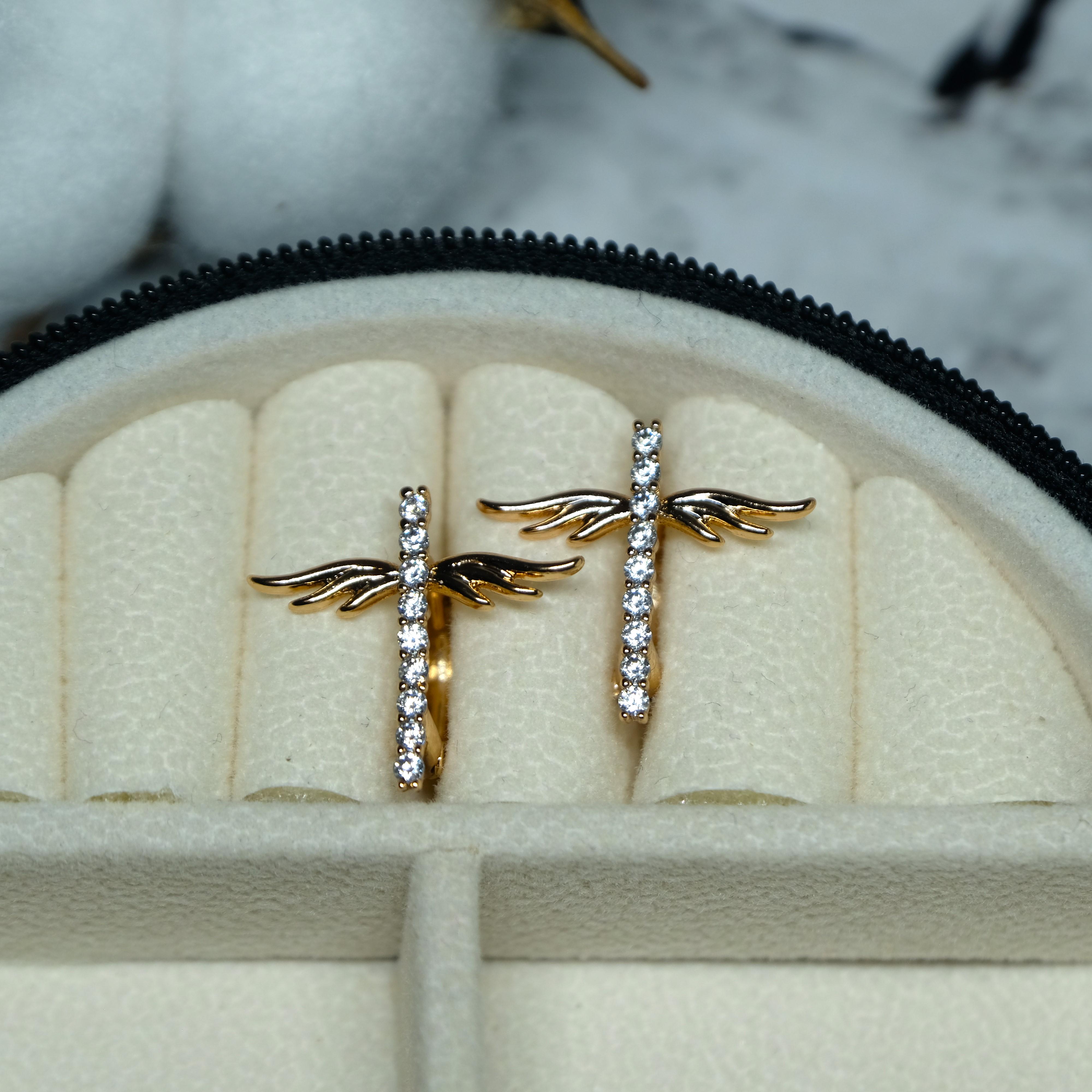 Сережки-кольца Xuping Jewerly с белым цирконом из медицинского сплава 18х20 мм (XC-040) Сережки-кольца Xuping Jewerly с белым цирконом из медицинского сплава 18х20 мм (XC-040)