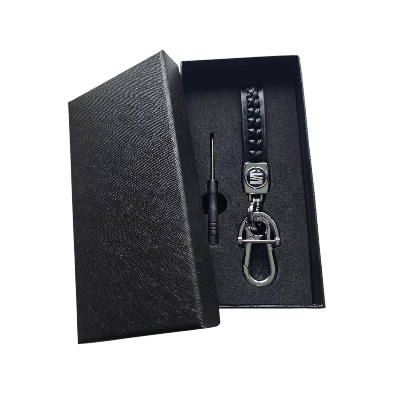 Брелок автомобильный SEAT кожаный с карабином (1798253707)