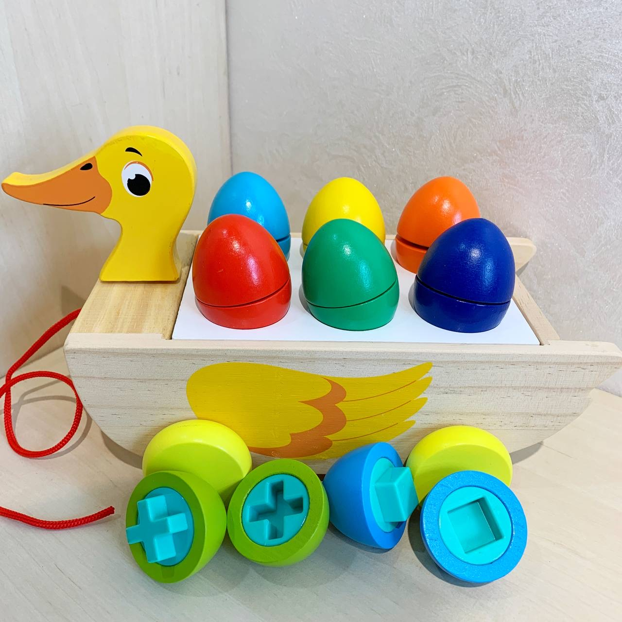 Іграшка дерев'яна MD 1951 на шнурку з фігурками