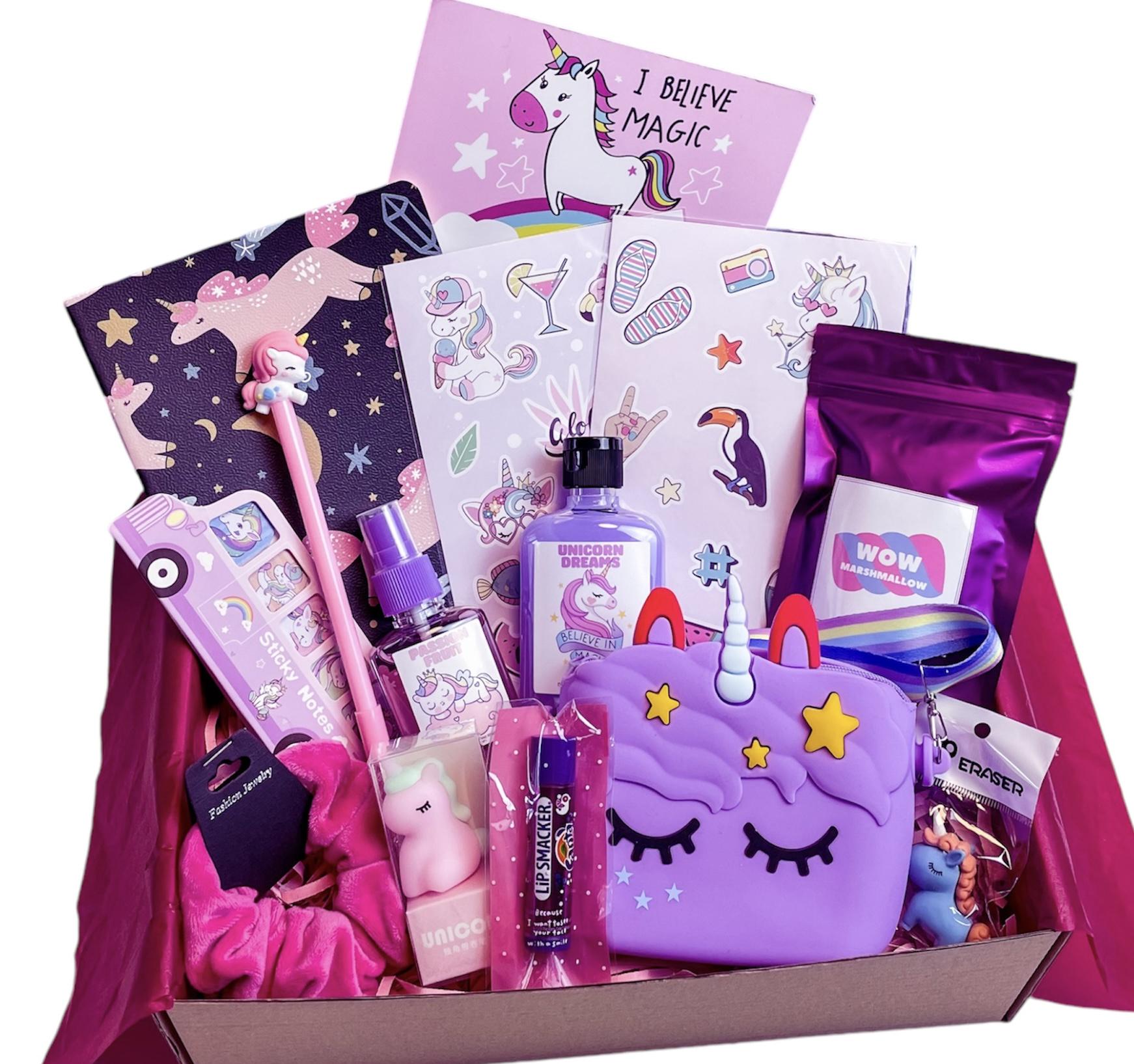 Бокс для дівчинки WowBoxes Unicorn Box №9 подарунковий