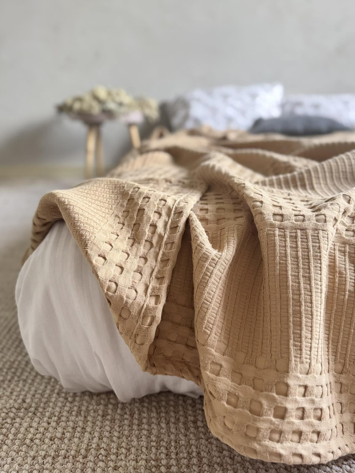 Покрывало вафельное ZEINTEX Марокко хлопковое 180х220 см Карамельный (26425776) - фото 5 Покрывало вафельное ZEINTEX Марокко хлопковое 180х220 см Карамельный (26425776) - фото 5