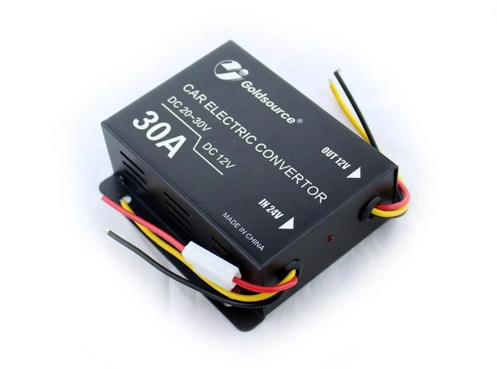 Автомобільний інвертор UKC Converter DC/DC 24-12В 30A (3398) - фото 3 Автомобільний інвертор UKC Converter DC/DC 24-12В 30A (3398) - фото 3