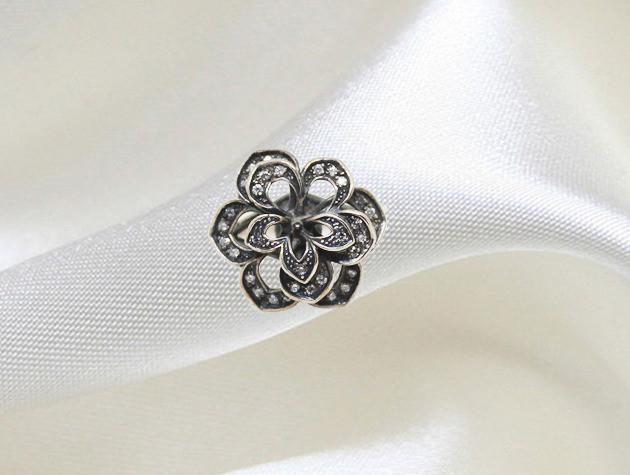 Кольцо серебряное Сенегал с кубическим цирконием р. 18 4,33 г (1624251357)