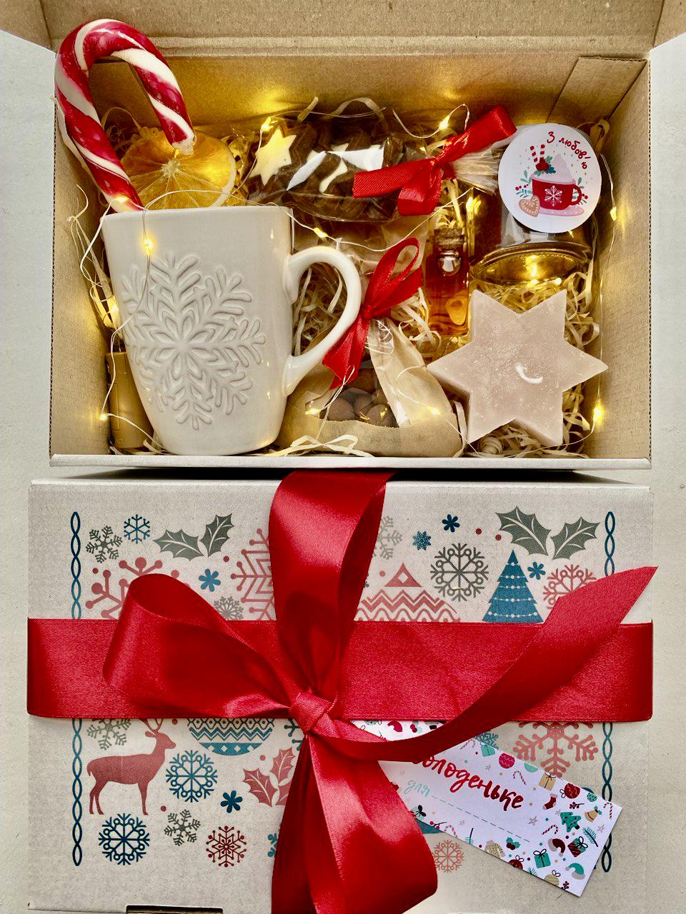 Набір подарунковий із кавою та смаколиками (13569307)