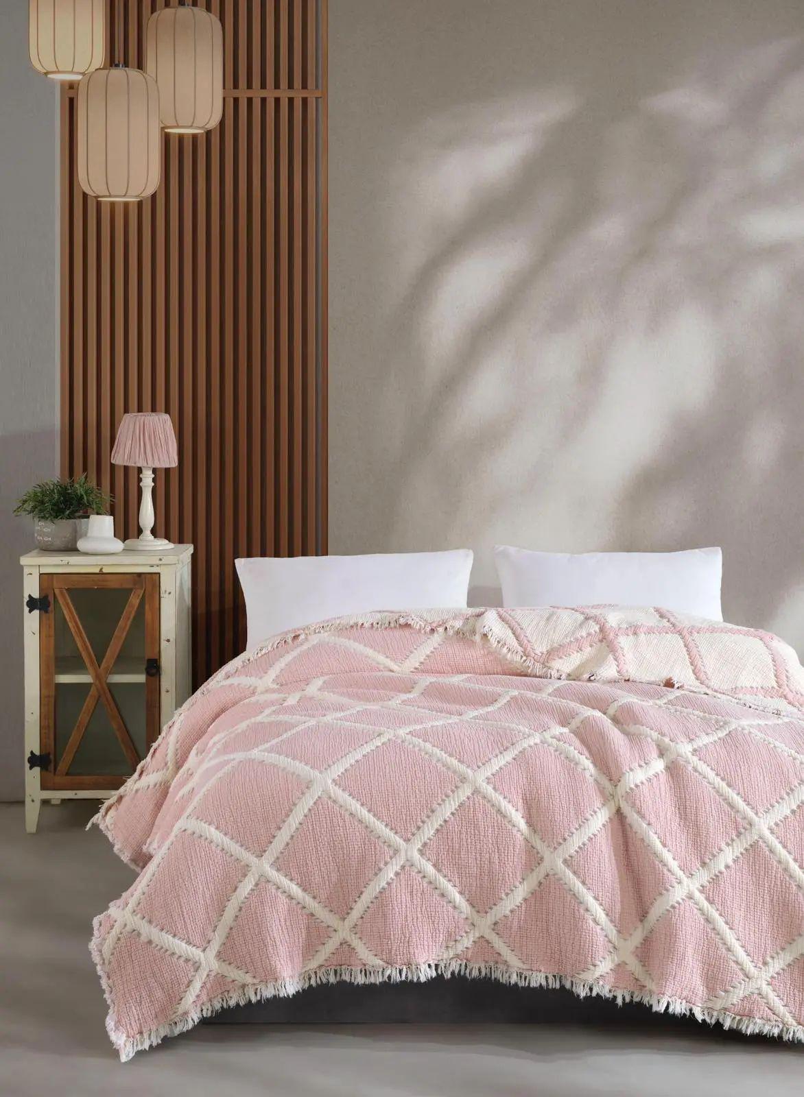 Покрывало муслиновое пятислойное для двуспальной кровати Ivory с жаккардовым узором 230х250 см Розовый (opt-105975) Покрывало муслиновое пятислойное для двуспальной кровати Ivory с жаккардовым узором 230х250 см Розовый (opt-105975)