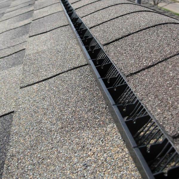 Коньковий аератор RIDGE-Vilpe для бітумної черепиці 0,60 м.п. 9005 Чорний - фото 5 Коньковий аератор RIDGE-Vilpe для бітумної черепиці 0,60 м.п. 9005 Чорний - фото 5