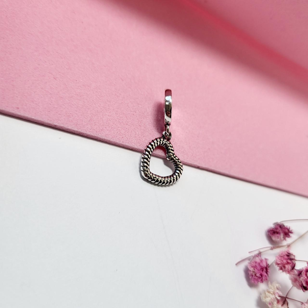 Шарм с подвеской без камней серебро 925 пробы 1,70 г (899ч) Шарм с подвеской без камней серебро 925 пробы 1,70 г (899ч)