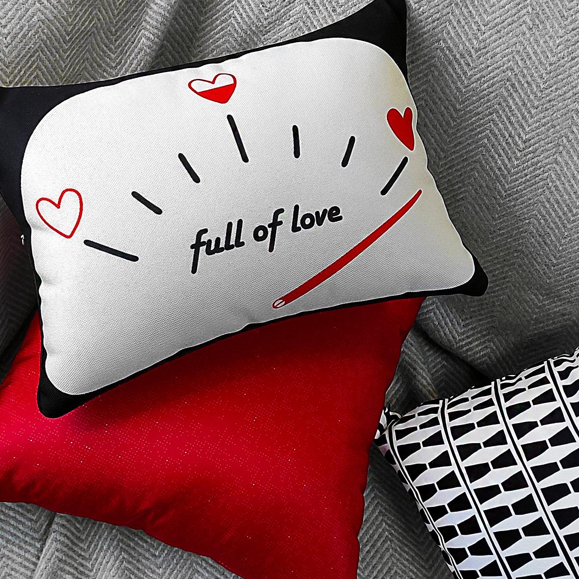 Подушка интерьерная с мешковины Full of love 45x32 см (43PHB_21L004)