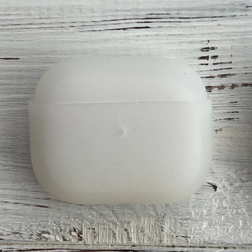 Силиконовый чехол для наушников AirPods 3 Transparent White