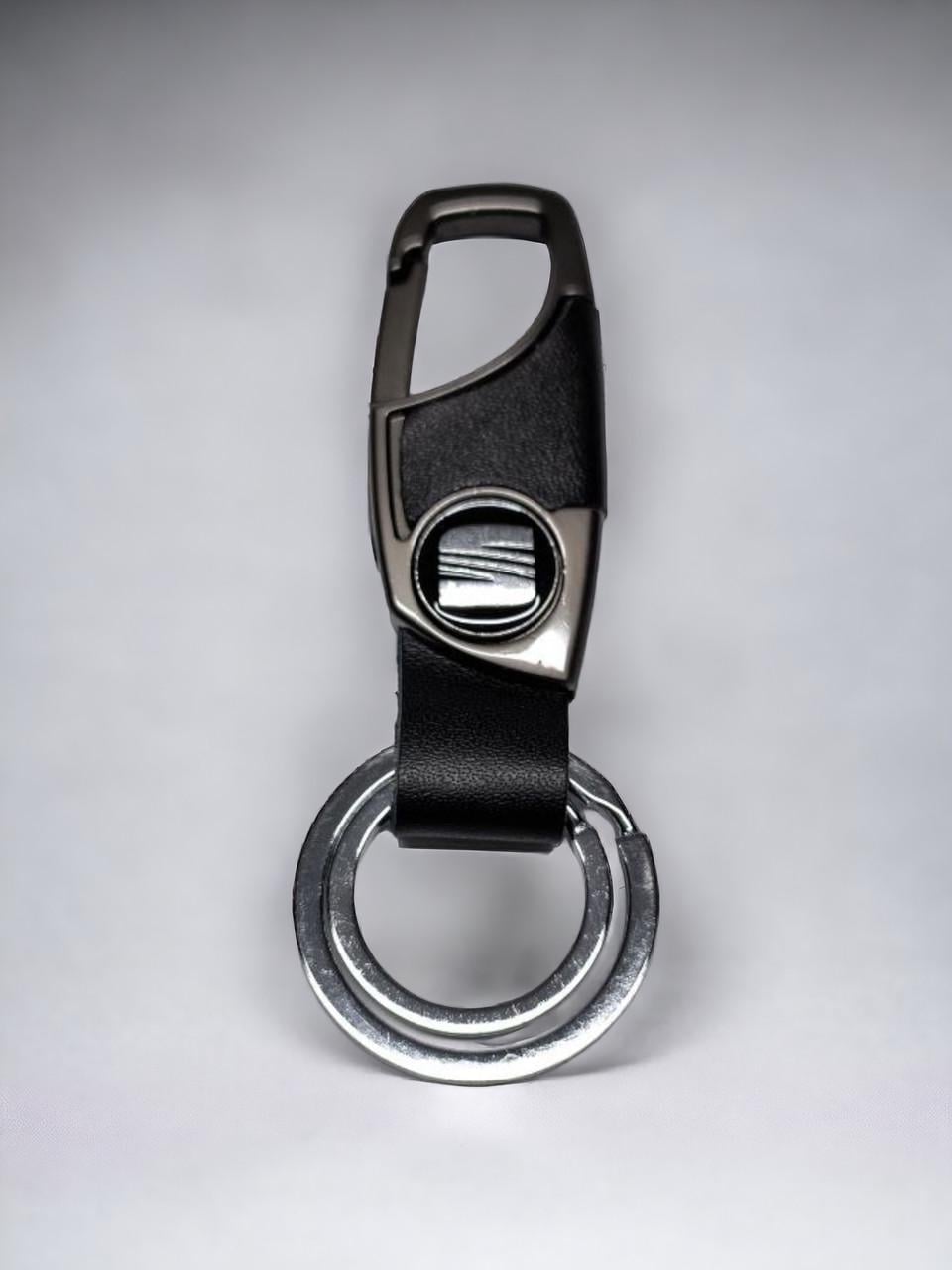 Брелок Seat с карабином металлический (2228555224)