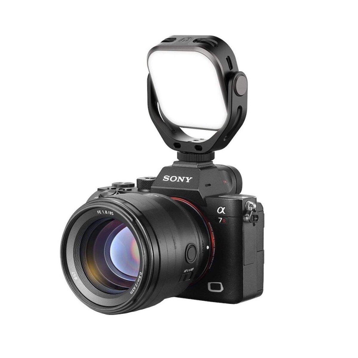 Світло накамерне бездротове Ulanzi Vijim VL66 R GB Led Light 2000 mAh Black (L088) - фото 2 Світло накамерне бездротове Ulanzi Vijim VL66 R GB Led Light 2000 mAh Black (L088) - фото 2