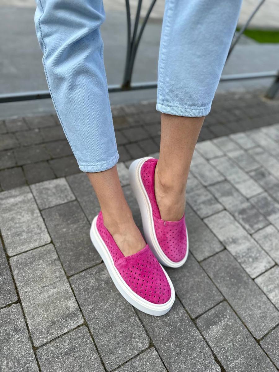 Слипоны женские из нубука с перфорацией р. 40 Фуксия (9201-2/40) - фото 3 Слипоны женские из нубука с перфорацией р. 40 Фуксия (9201-2/40) - фото 3