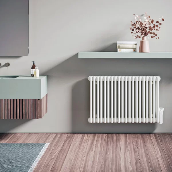 Радиатор трубчатый горизонтальный IRSAP Tesi 3 565х1215 Белый Радиатор трубчатый горизонтальный IRSAP Tesi 3 565х1215 Белый