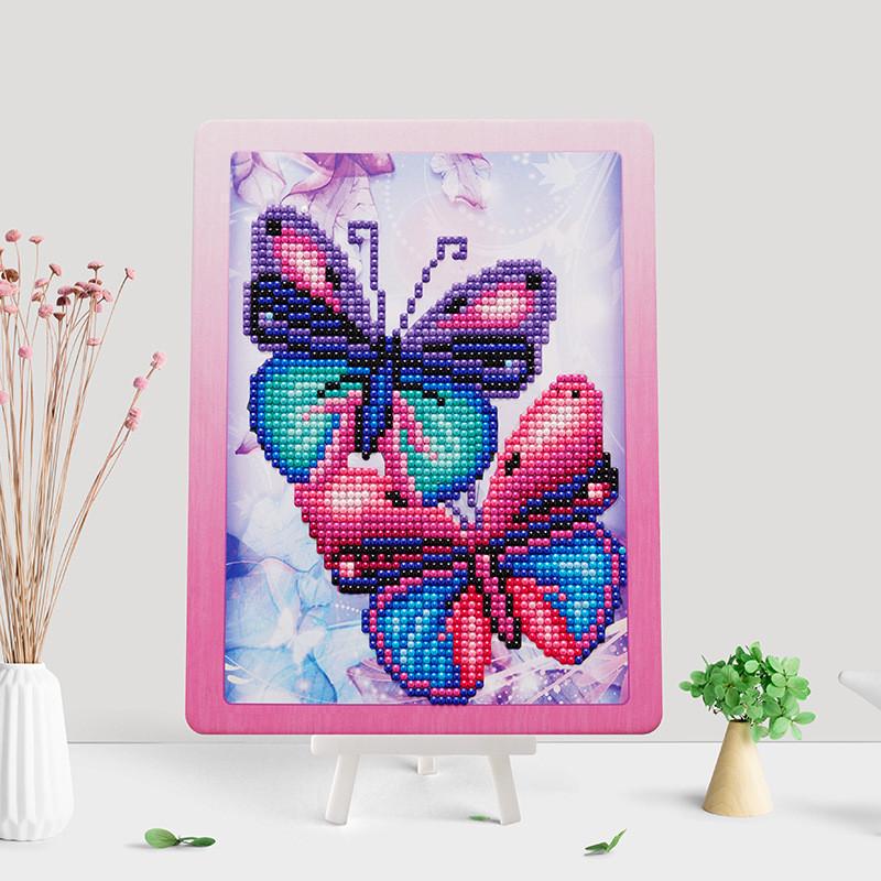 Набор алмазной мозаики ColorArt Бабочки с подставкой